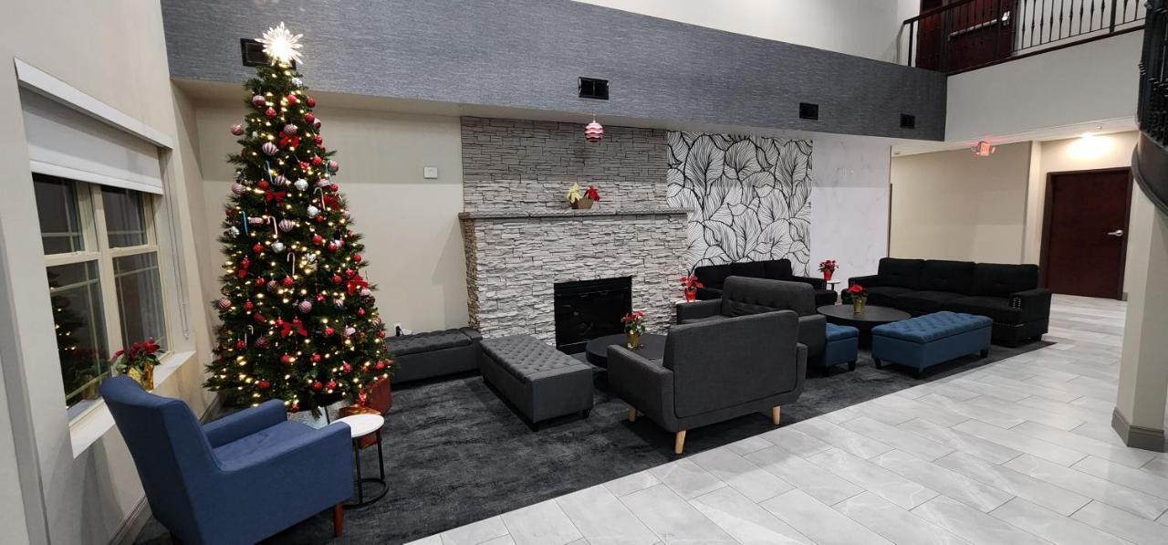 La Quinta Inn & Suites By Wyndham Lake George Exteriér fotografie